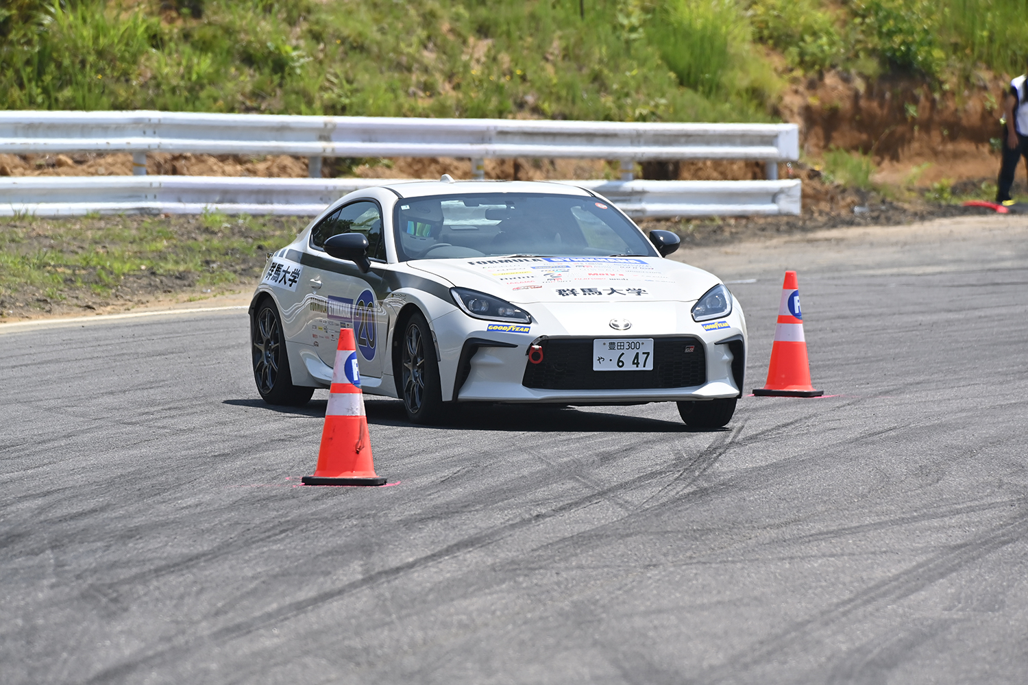 「フォーミュラジムカーナ」激戦のRd.2を勝ち抜いたのは初参戦の明治大学！　女子クラスは上智大学の遠藤汐里さんが制覇!! 〜 画像117