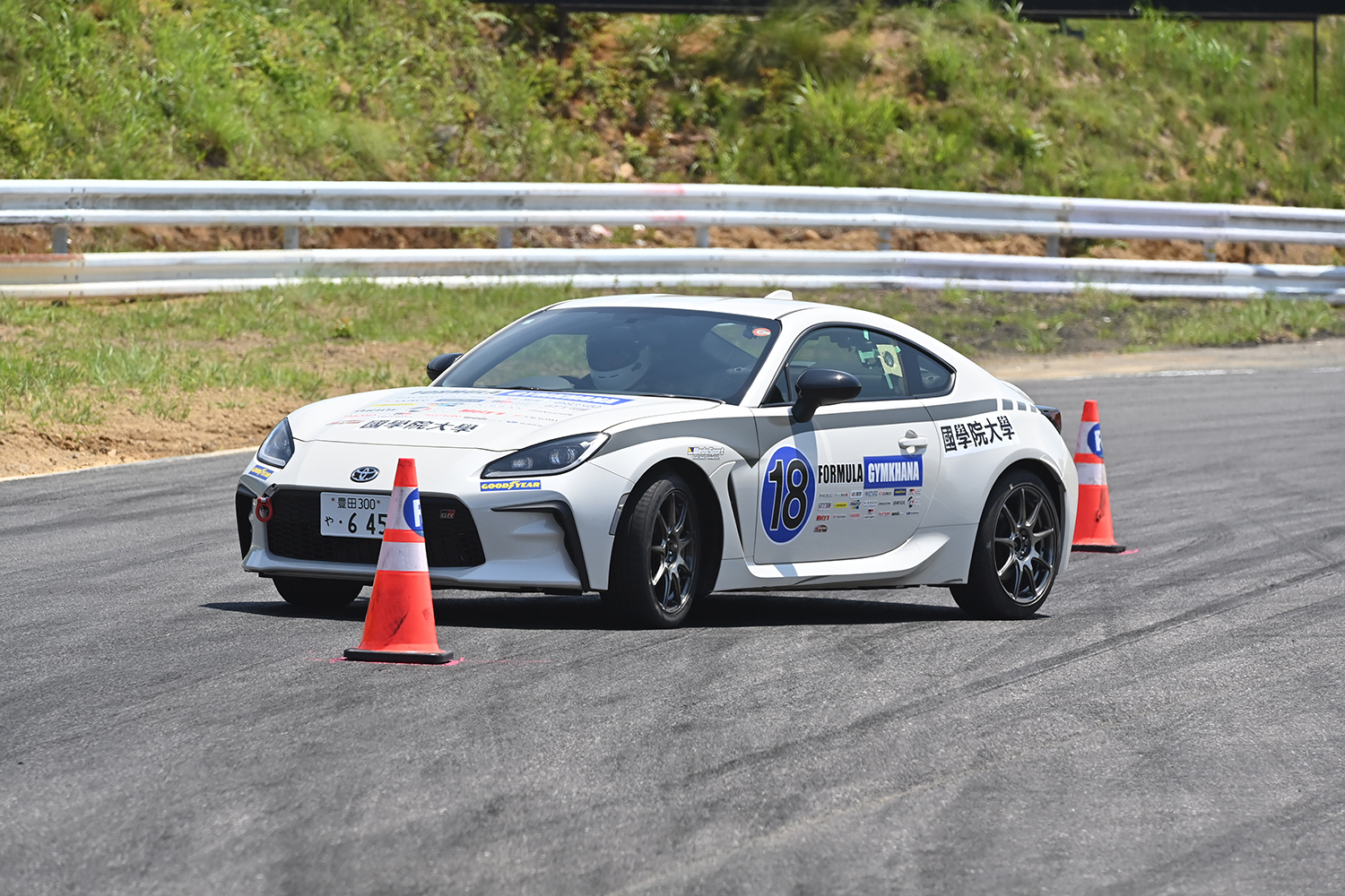 「フォーミュラジムカーナ」激戦のRd.2を勝ち抜いたのは初参戦の明治大学！　女子クラスは上智大学の遠藤汐里さんが制覇!! 〜 画像125