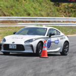 【画像】「フォーミュラジムカーナ」激戦のRd.2を勝ち抜いたのは初参戦の明治大学！　女子クラスは上智大学の遠藤汐里さんが制覇!! 〜 画像126