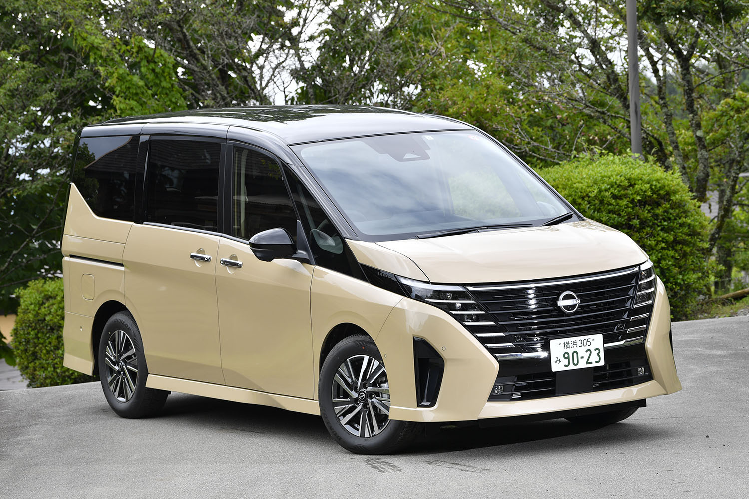 日産 セレナ