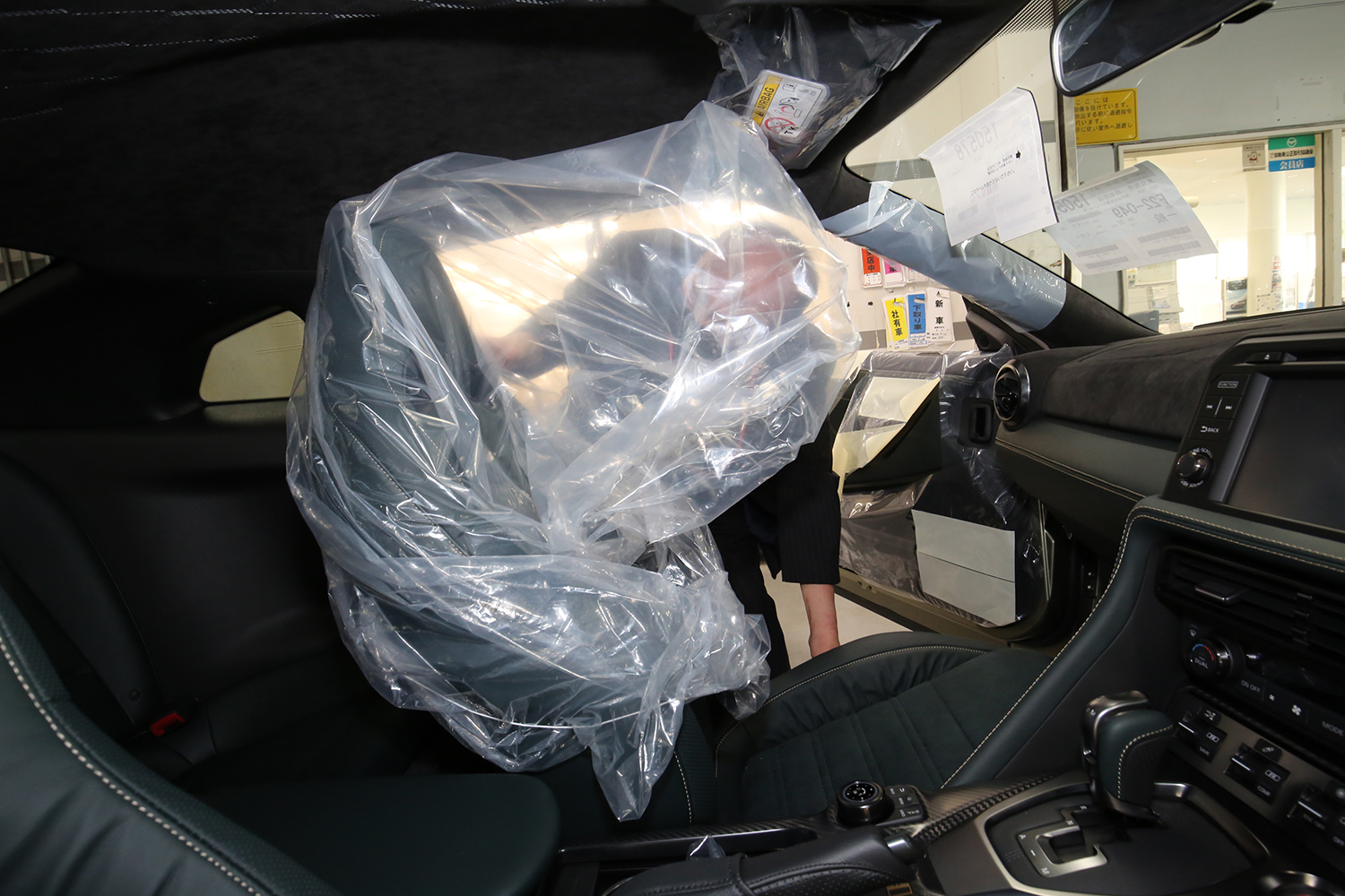 新車時についてる保護シートをいつまでも貼っててはいけないワケ 〜 画像8