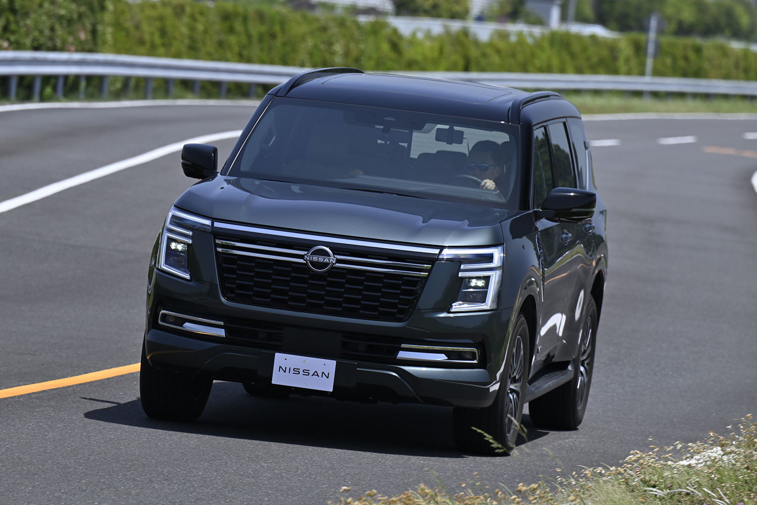 日本導入が噂される超大型SUV「パトロール」ってどんなクルマ？