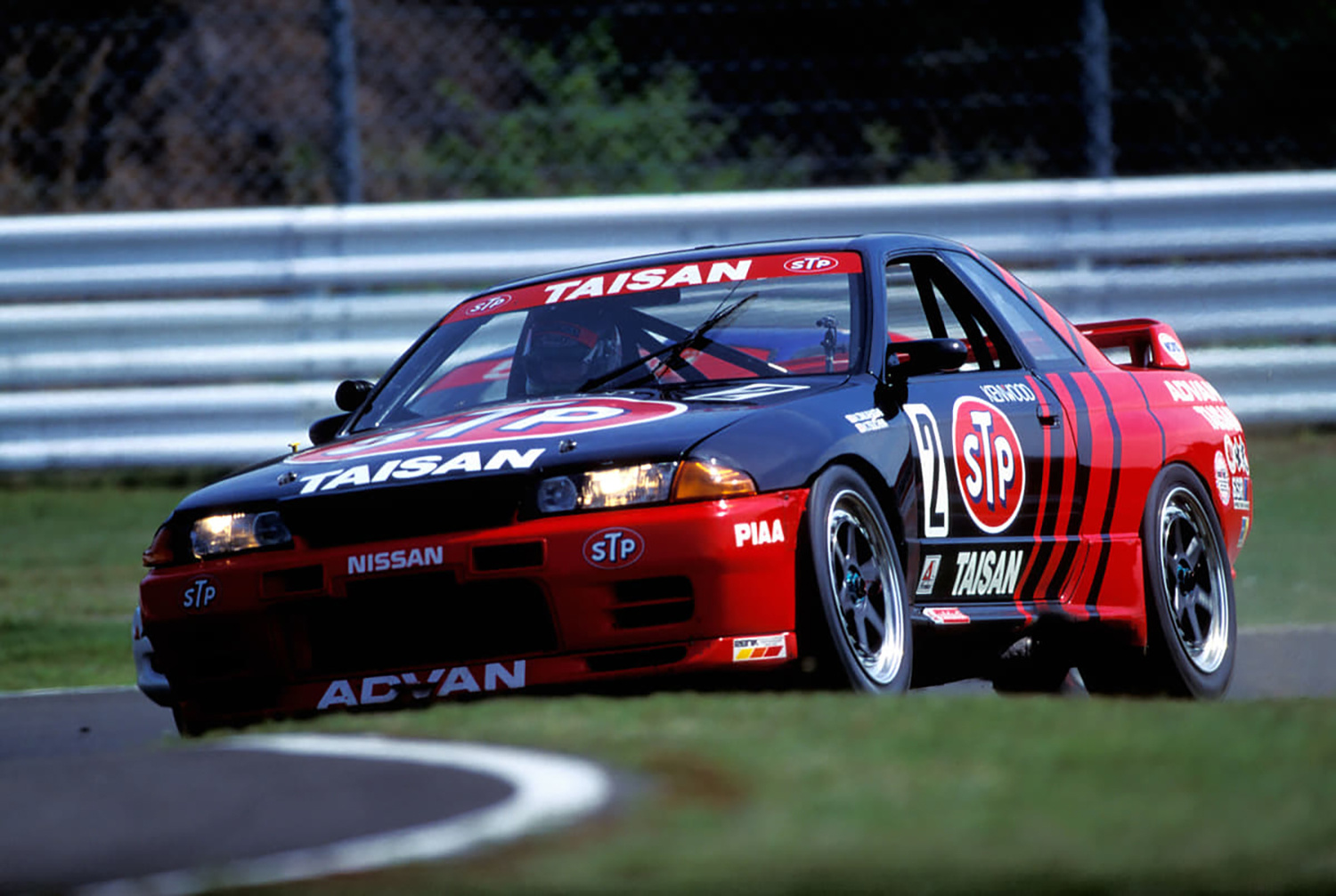 G r.Aを走るR32GT-R