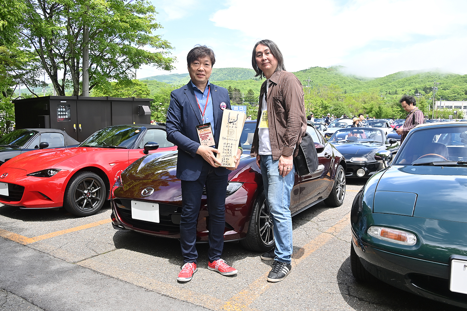 牧野さんのロードスター RFと中山さん