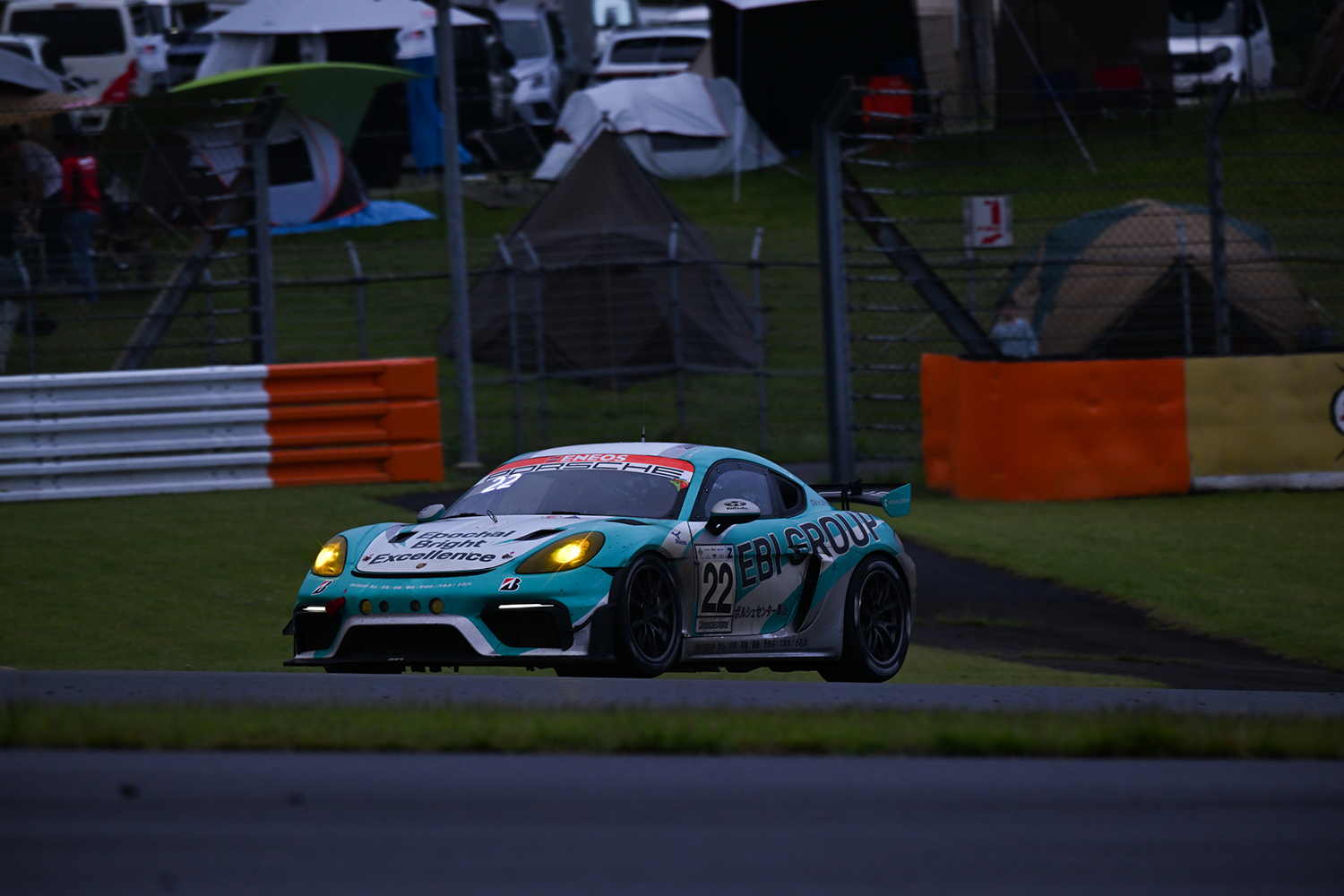 スーパー耐久シリーズ第3戦「富士24時間レース」を支えた355名のオフィシャルたちに敬礼 〜 画像3