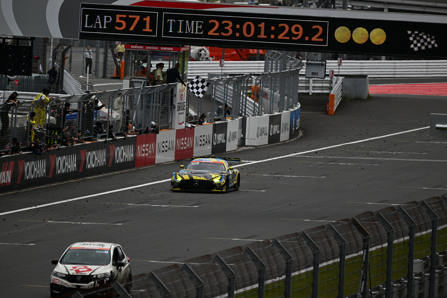 スーパー耐久シリーズ第3戦「富士24時間レース」を支えた355名のオフィシャルたちに敬礼 〜 画像5