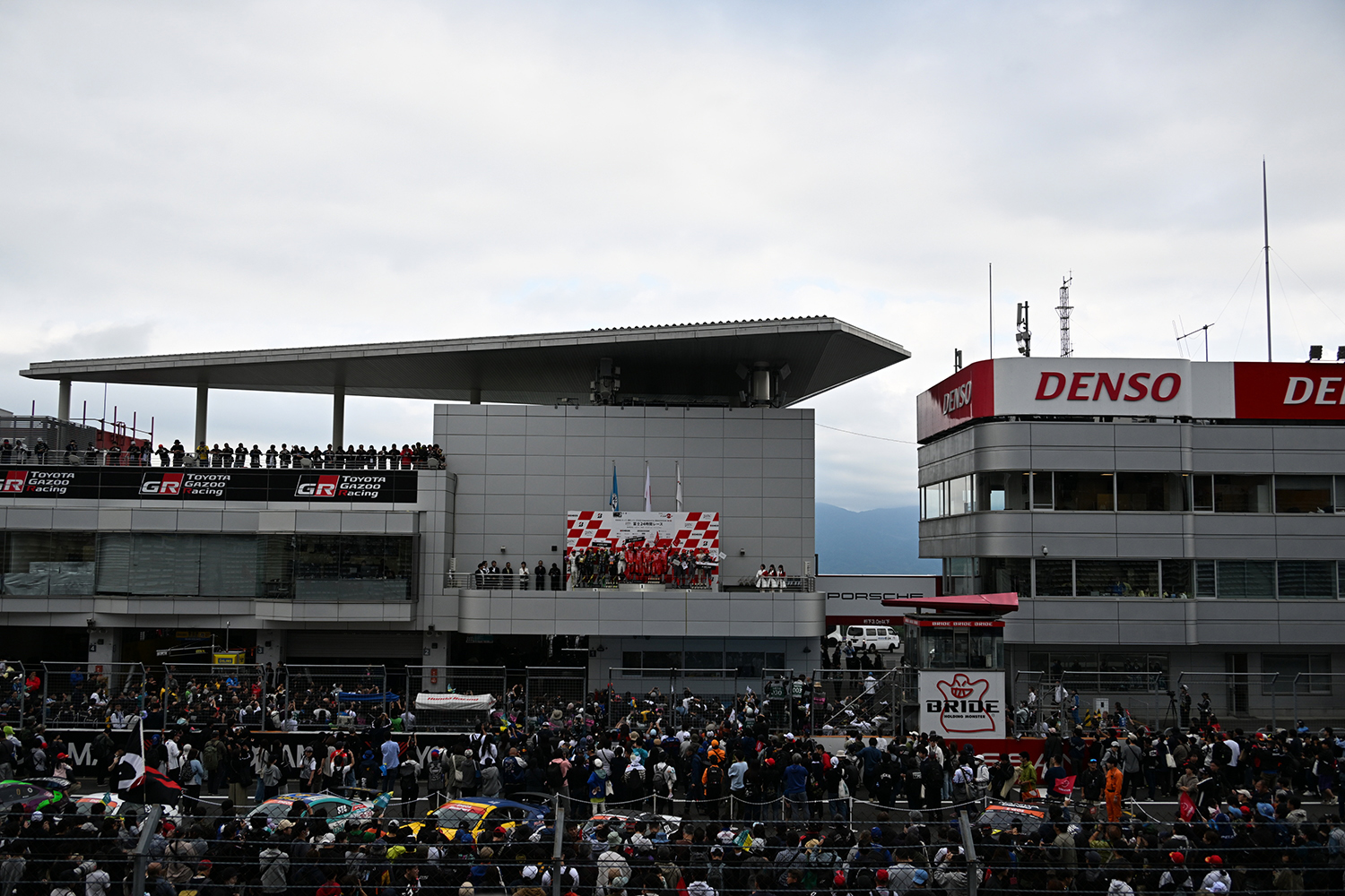 スーパー耐久シリーズ第3戦「富士24時間レース」を支えた355名のオフィシャルたちに敬礼 〜 画像16