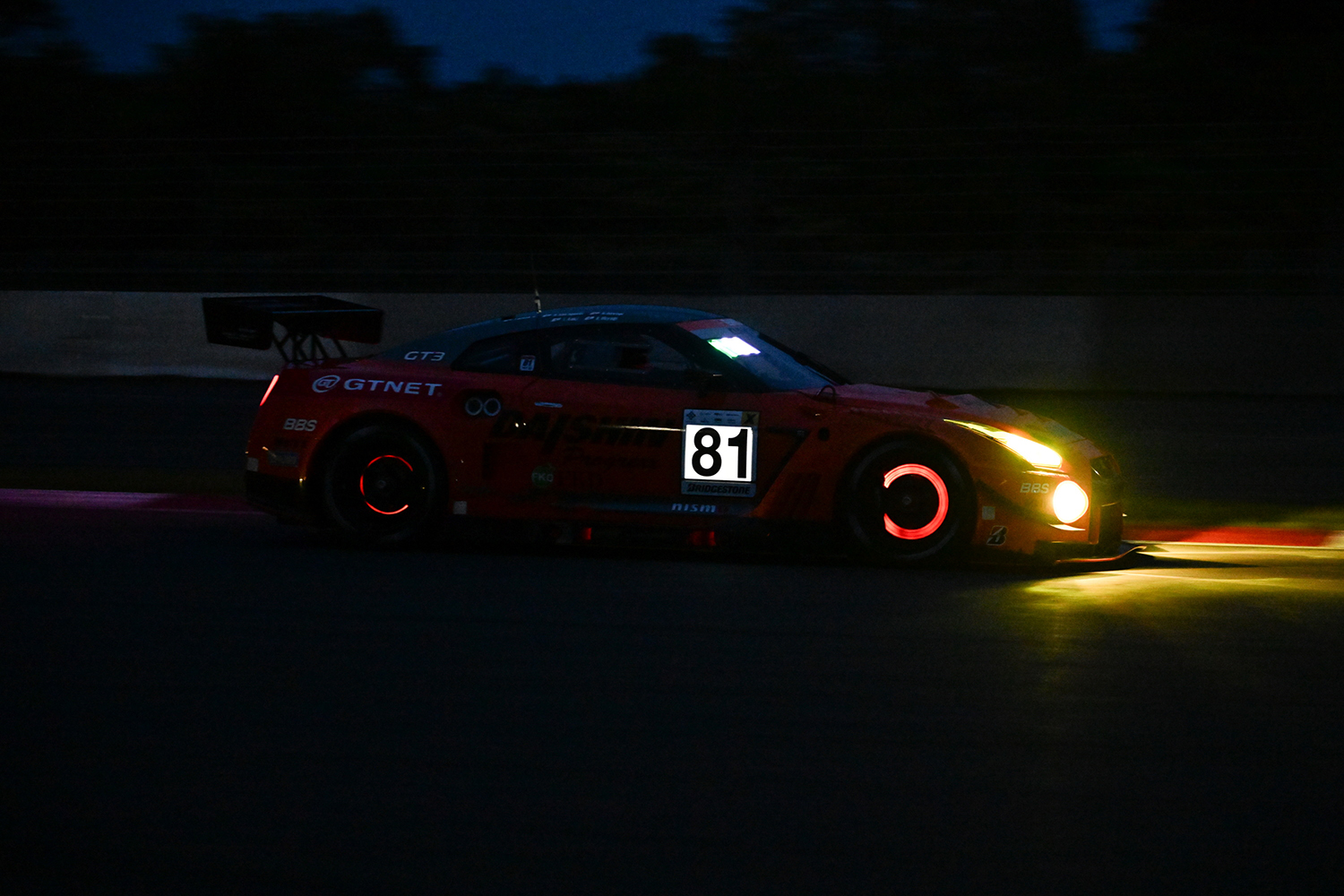 スーパー耐久シリーズ第3戦「富士24時間レース」を支えた355名のオフィシャルたちに敬礼 〜 画像17