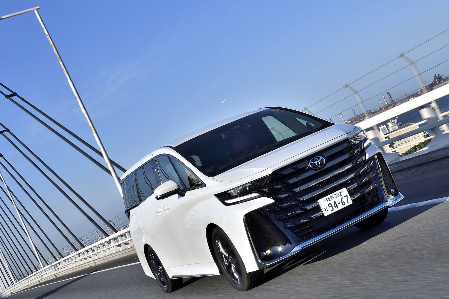 トヨタが需要にあわせて新車を増産できない理由