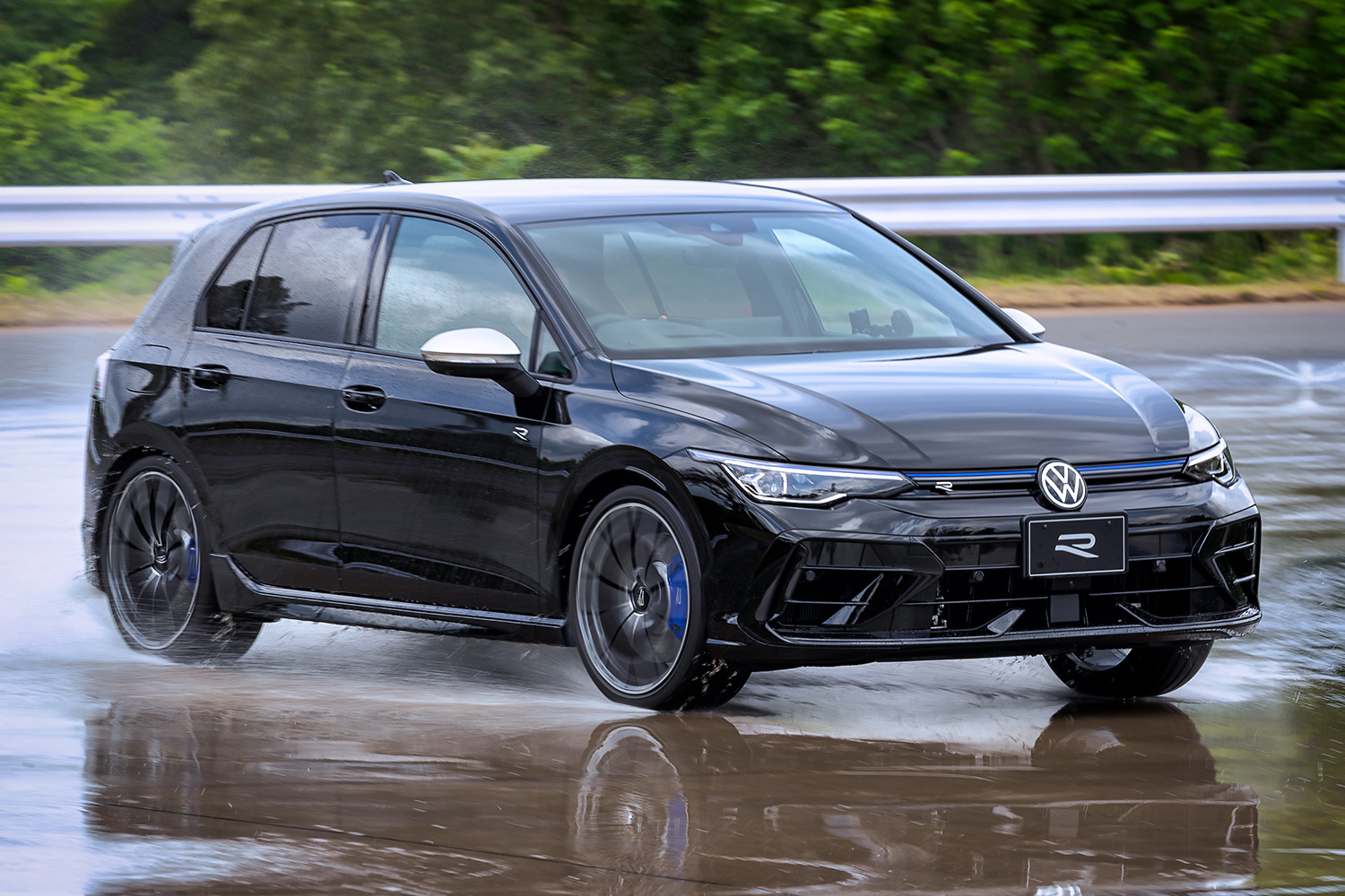 モータージャーナリストの桂伸一がVWゴルフR・ゴルフRヴァリアント・ゴルフGTIに試乗 〜 画像6