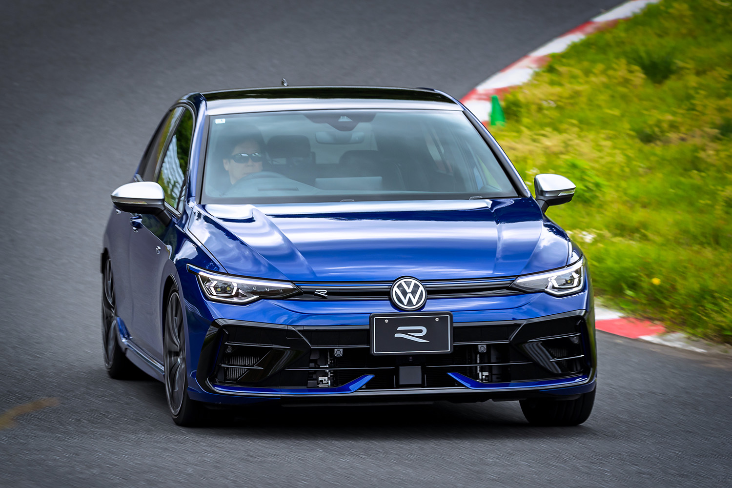 モータージャーナリストの桂伸一がVWゴルフR・ゴルフRヴァリアント・ゴルフGTIに試乗 〜 画像18