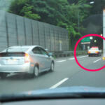 【画像】パトカー相手だって必要以上にビビる必要なし！　緊急走行外のパトカーは追い越しOK……だが注意点アリ!! 〜 画像3