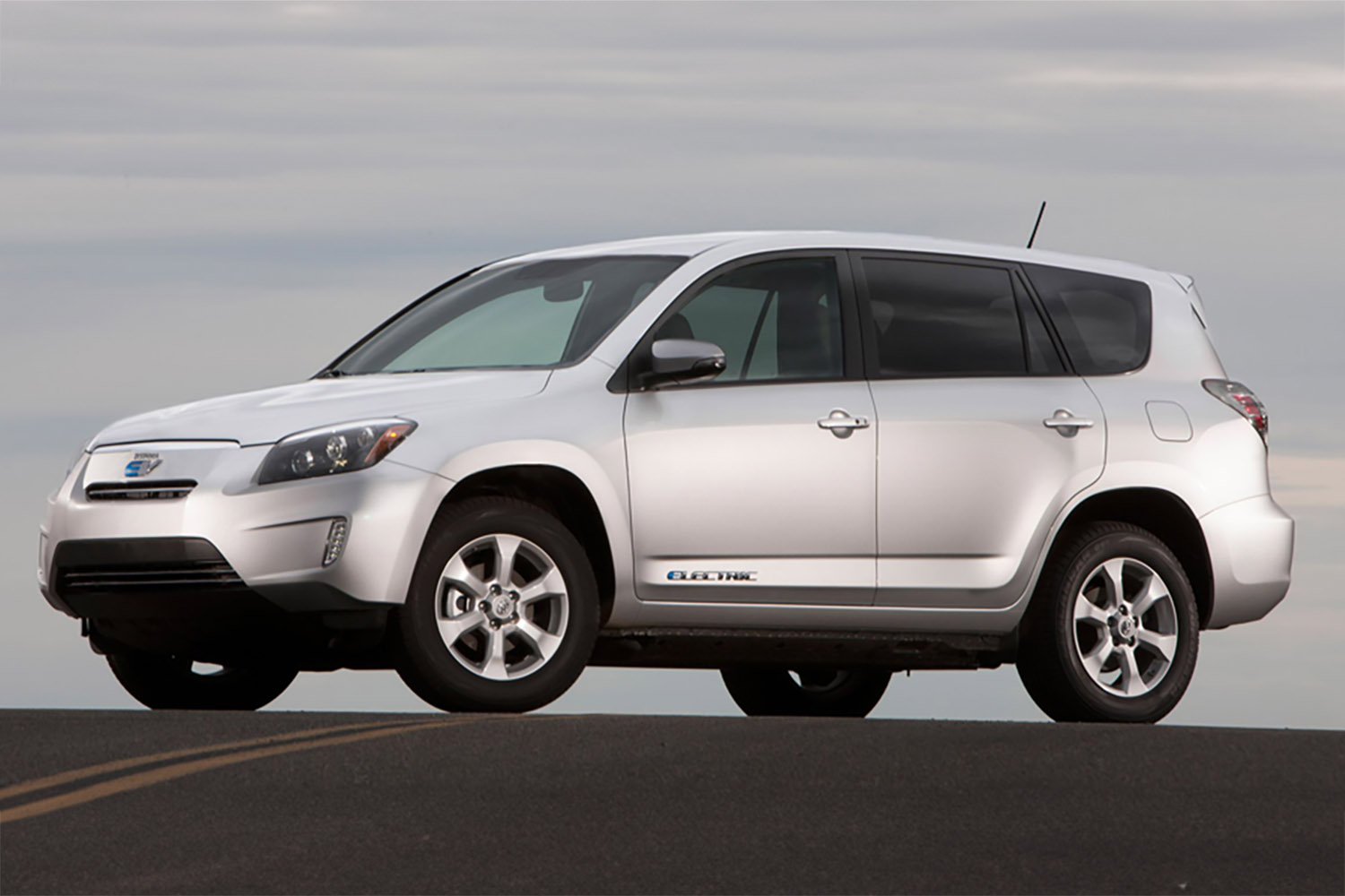 トヨタRAV4 EVのフロントスタイリング