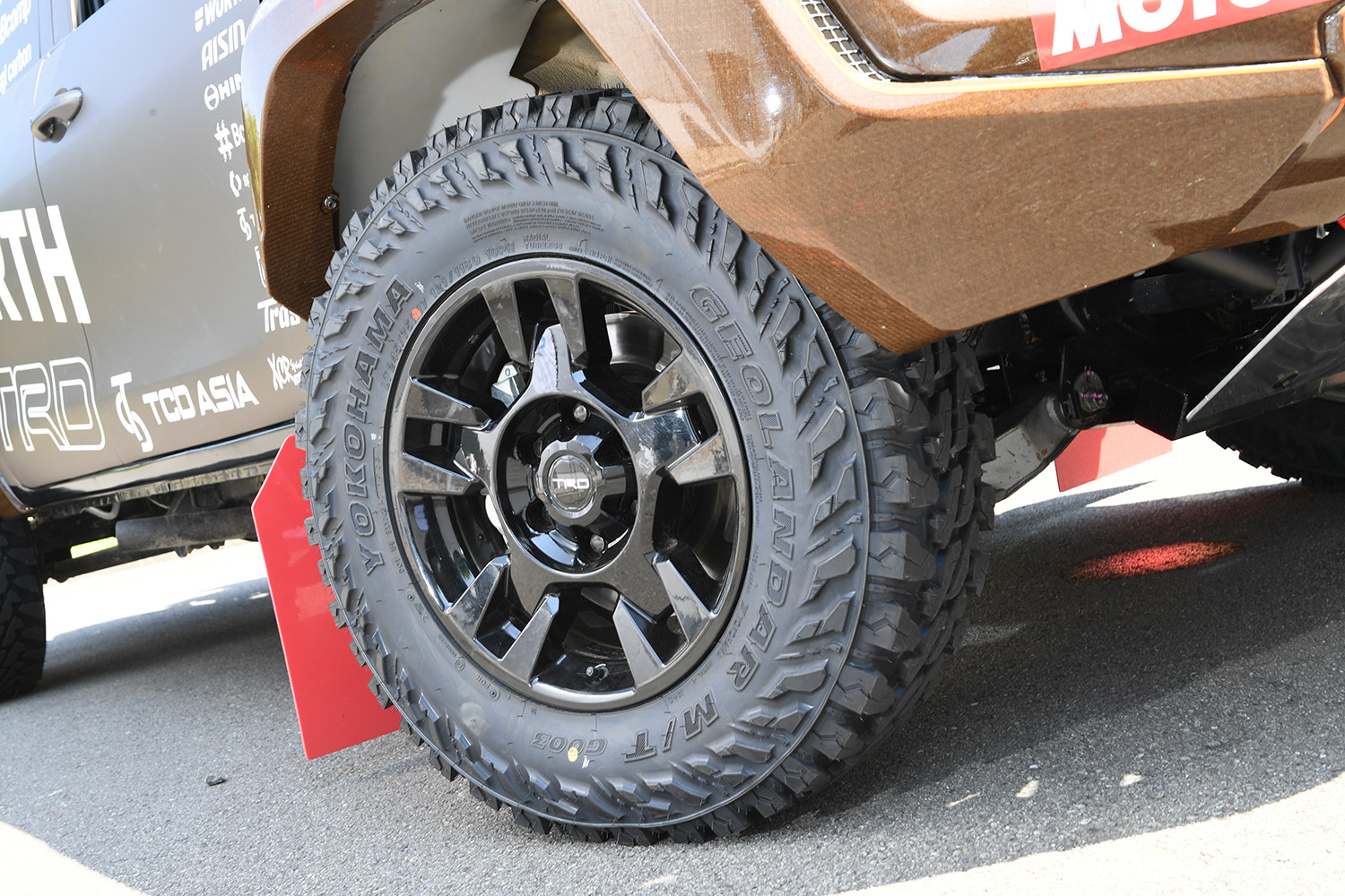 AXCR2025参戦予定の135号車「Tras POWER 135 TRD HILUX」の足まわり