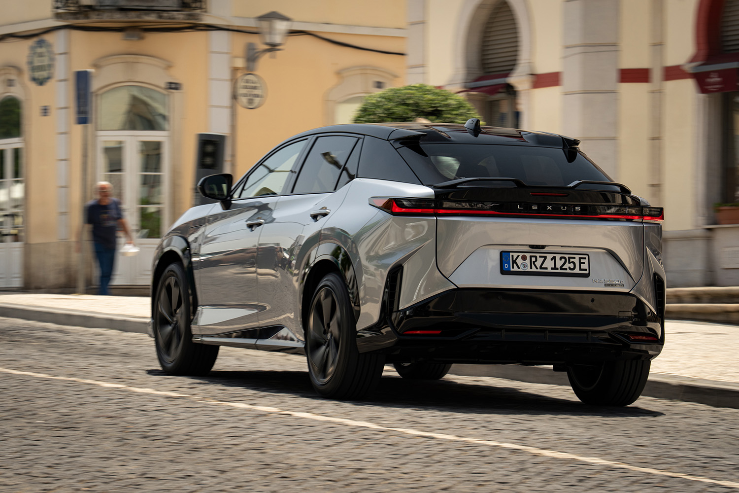 ステア・バイ・ワイヤを採用してきた「レクサスRZ550e “F SPORT”」の切れ味を一度体験したら戻れない 〜 画像58