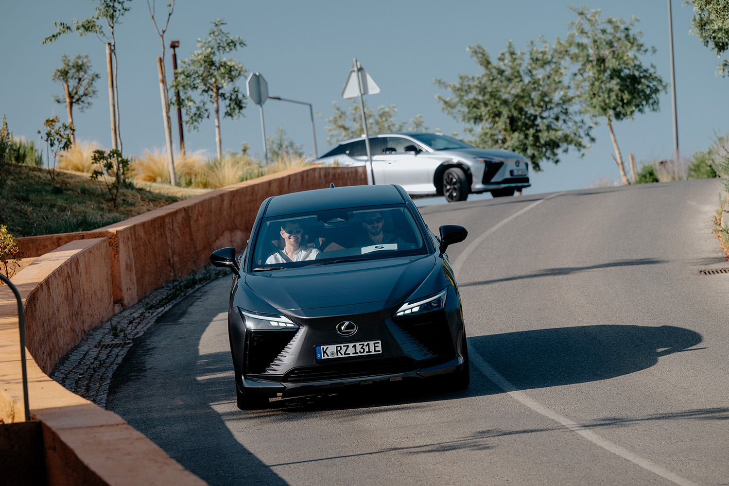 ステア・バイ・ワイヤを採用してきた「レクサスRZ550e “F SPORT”」の切れ味を一度体験したら戻れない 〜 画像101