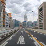 【画像】教習所で習ったハズなのにそこかしこで違反だらけ！　道路に引かれた「線」の意味をわかってる？ 〜 画像4