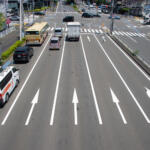【画像】教習所で習ったハズなのにそこかしこで違反だらけ！　道路に引かれた「線」の意味をわかってる？ 〜 画像7