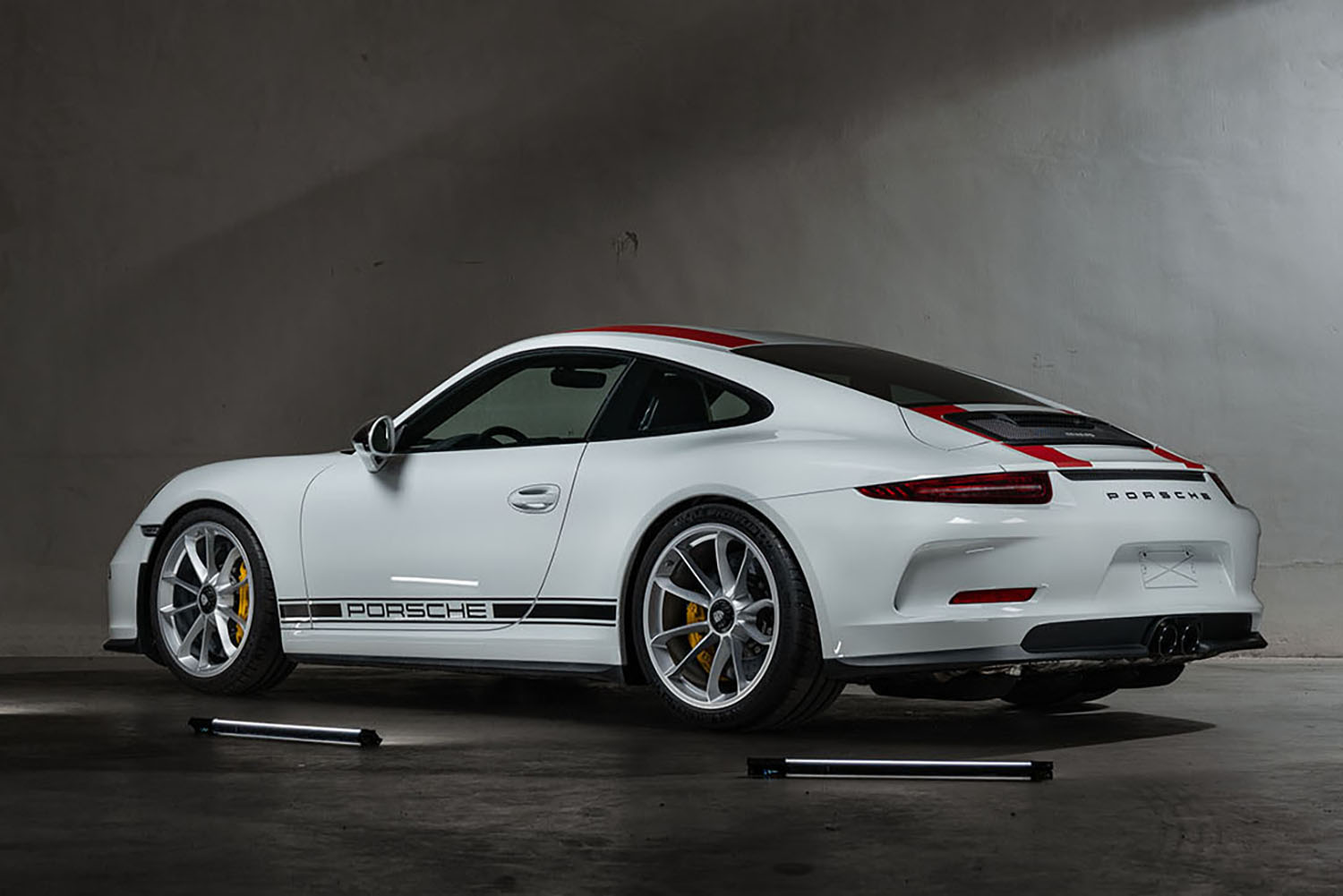 MANトラックを落札すれば６台の新車同然で激レアなポルシェ911も手に入る激アツ物件 〜 画像4