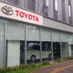 【画像】新車ディーラーも「月曜・床屋」「火曜・美容室」「水曜・不動産屋」みたいに休みを決めない？　業界で定休日を統一すれば新車購入の流動性も高まる 〜 画像1