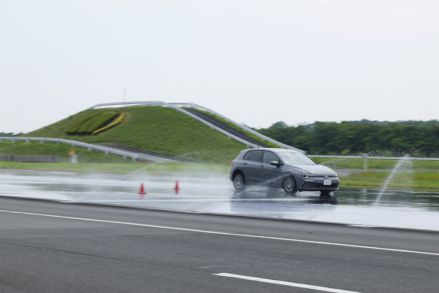 「プライマシー５」は溝が減っても性能低下は最低限で長持ちだった 〜 画像25