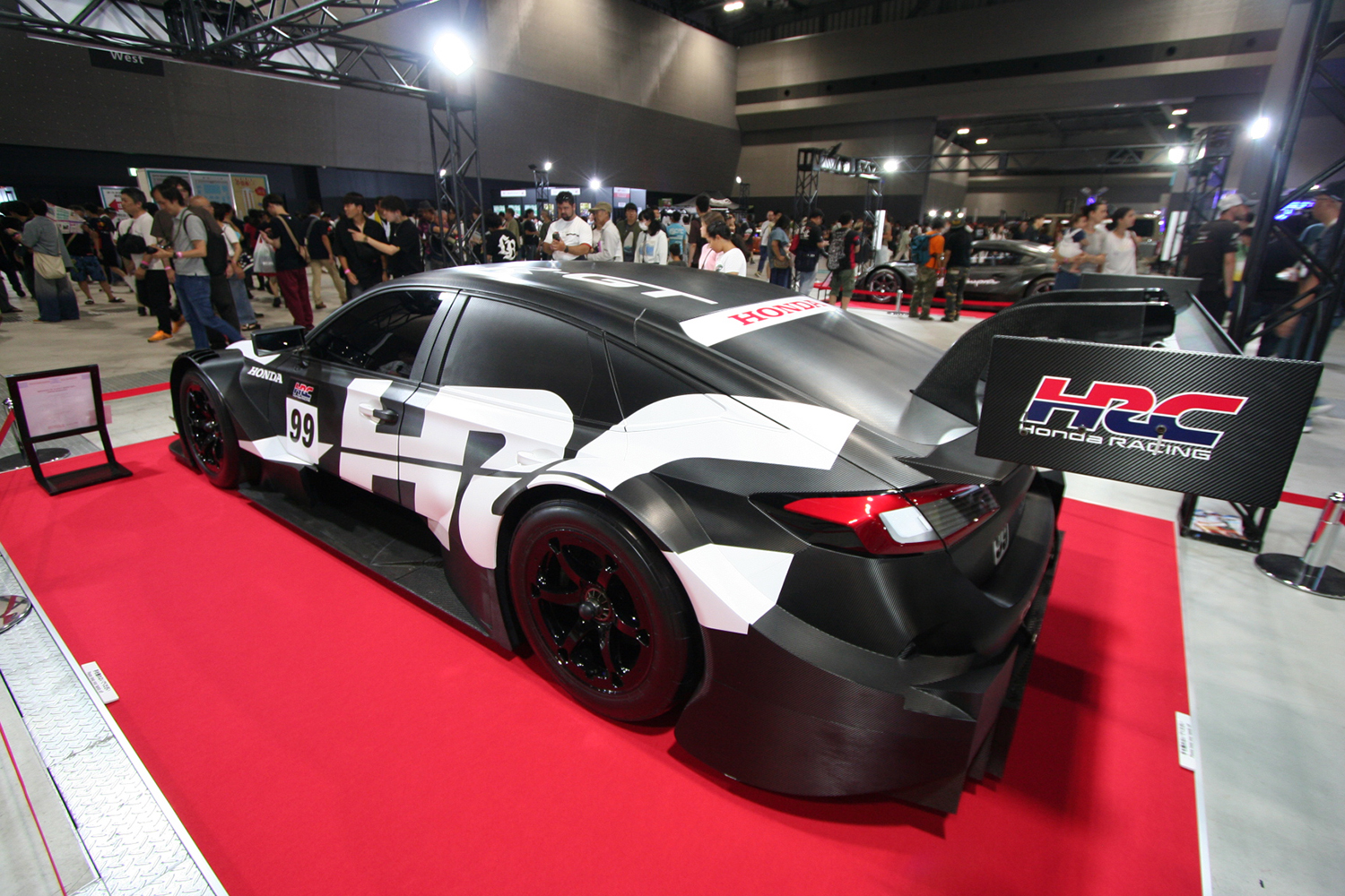 「スーパーGT」は３台のGT500マシンで来場者をお出迎え【AMA2025】 〜 画像4