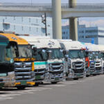 【画像】トラックドライバーを苦しめる「長時間の荷待ち」にやっと国がメス！　労働環境の改善なるか？ 〜 画像1