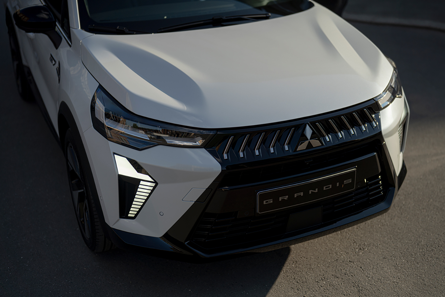 新型三菱グランディスが登場