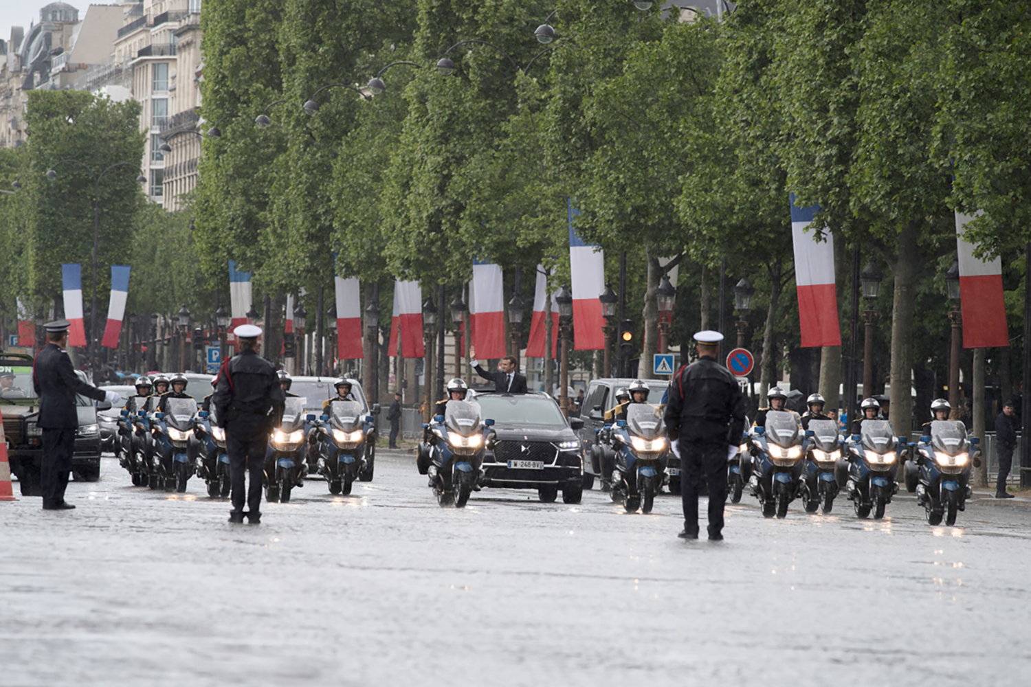フランス大統領の歴代公用車を紹介