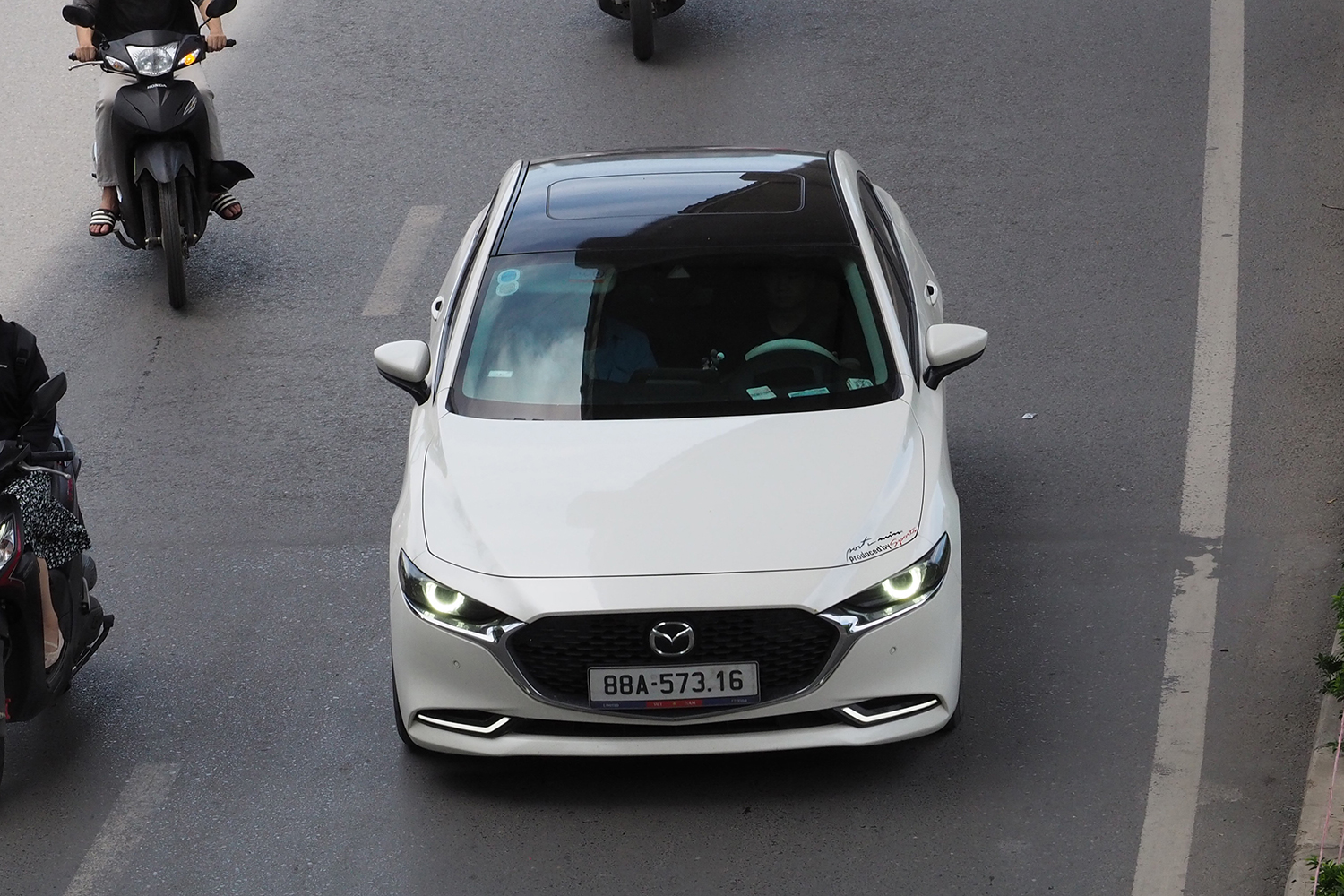MAZDA3