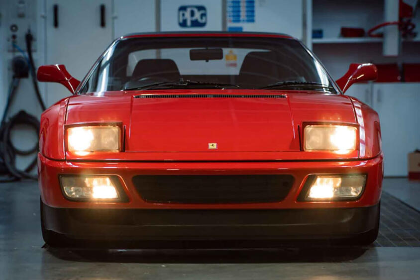 けっこう新しいと思ってたけどもうクラシケ入りなの？　いまなお不動の人気を誇るV8フェラーリ「348」と「F355 」
