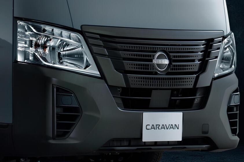 15インチホイール装備のスタイリッシュなエクステリアと室内防水シートの実用的なインテリア！　日産キャラバンに仕事も遊びもこなす新グレード「オーテックライン」を追加