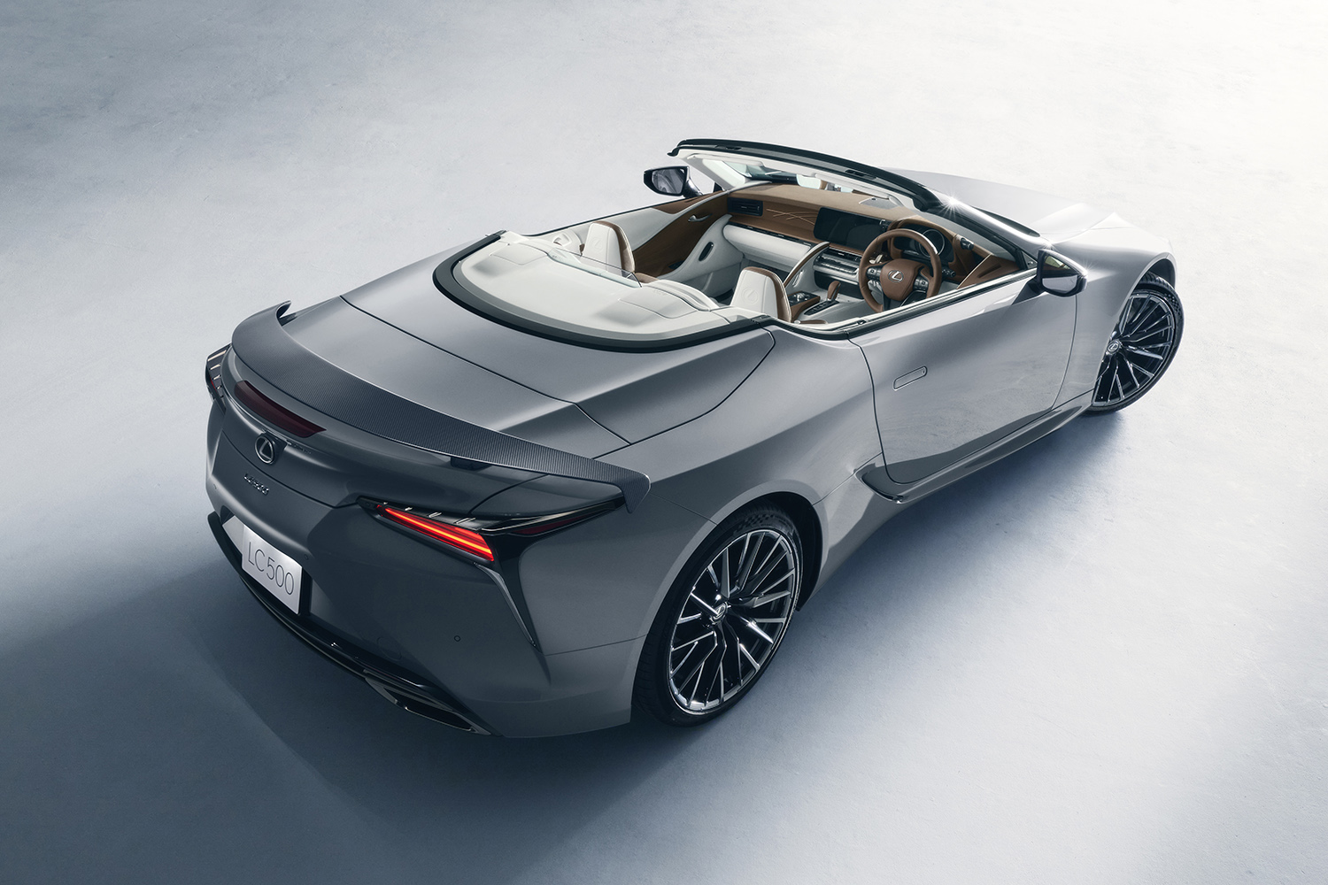 レクサスLC、特別仕様車「PINNACLE」LC500クーペ／コンバーチブルに追加 〜 画像7