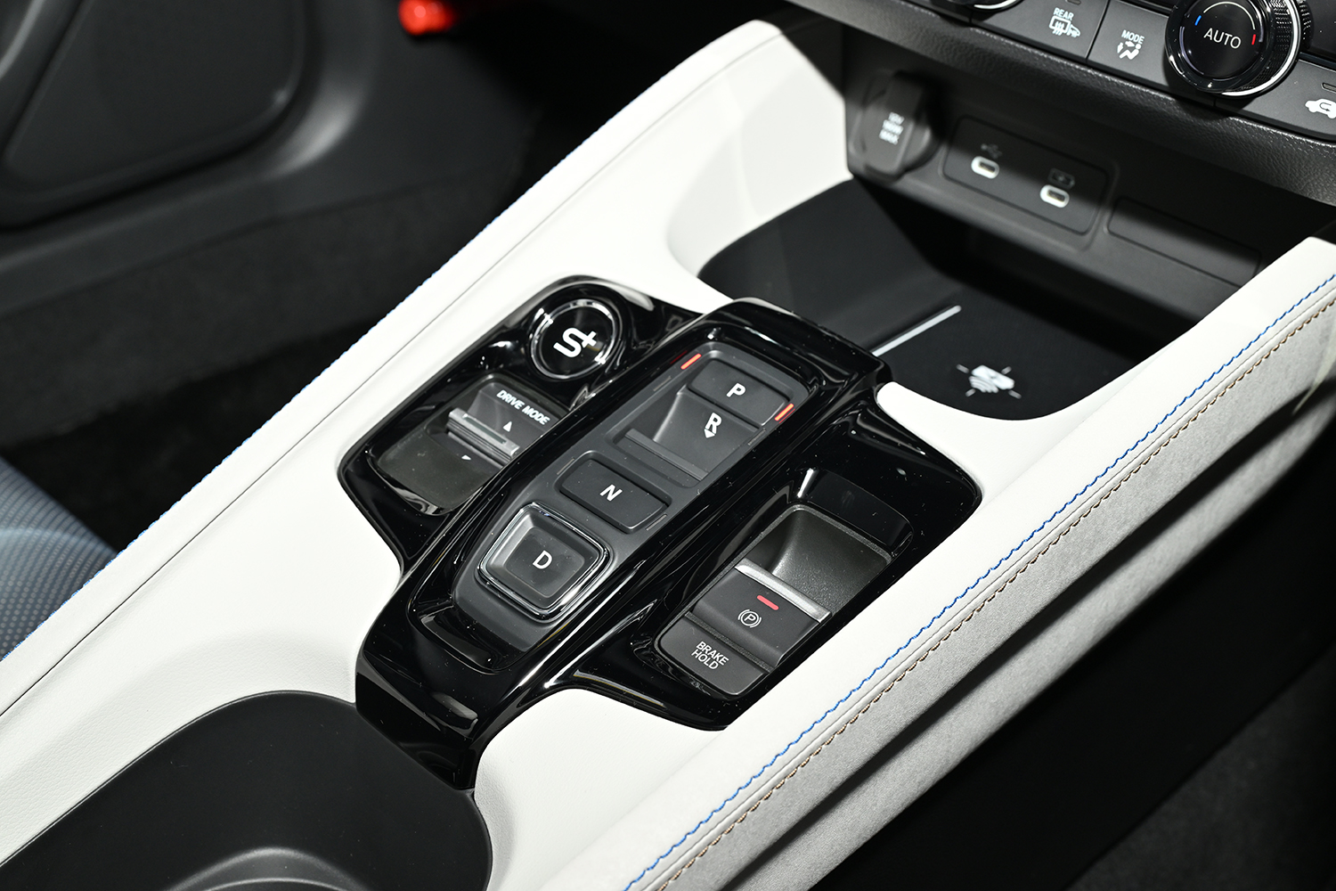 新型ホンダ・プレリュードのインテリアデザイン