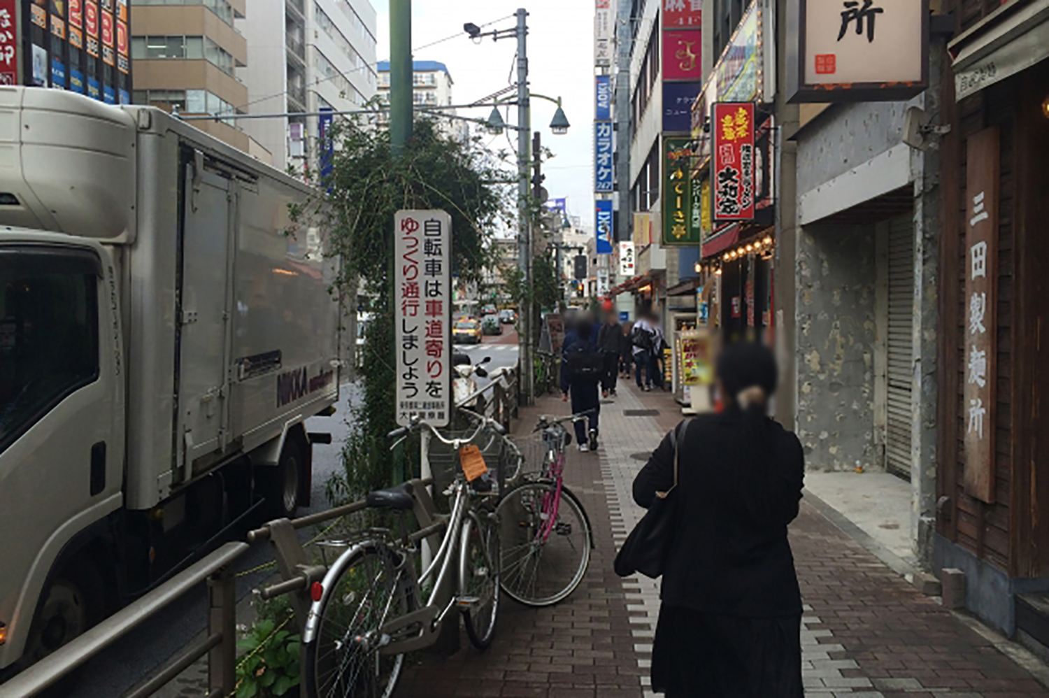 路上駐車のイメージ