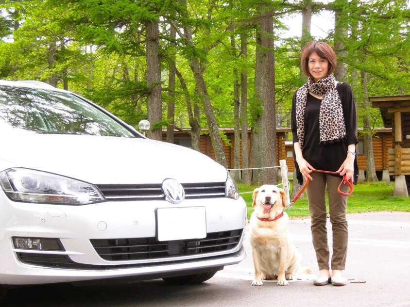愛犬を連れて愛車で夏の海へ……はちょっと待て！　ワンコといく夏のドライブは注意点が盛りだくさんだった