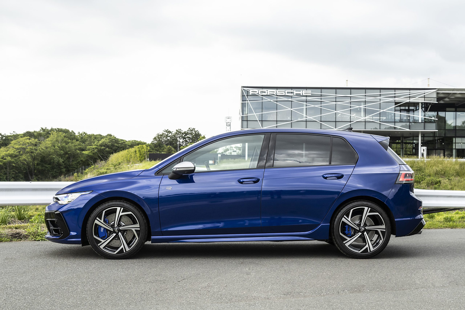 モータージャーナリストの桂伸一がVWゴルフR・ゴルフRヴァリアント・ゴルフGTIに試乗 〜 画像56