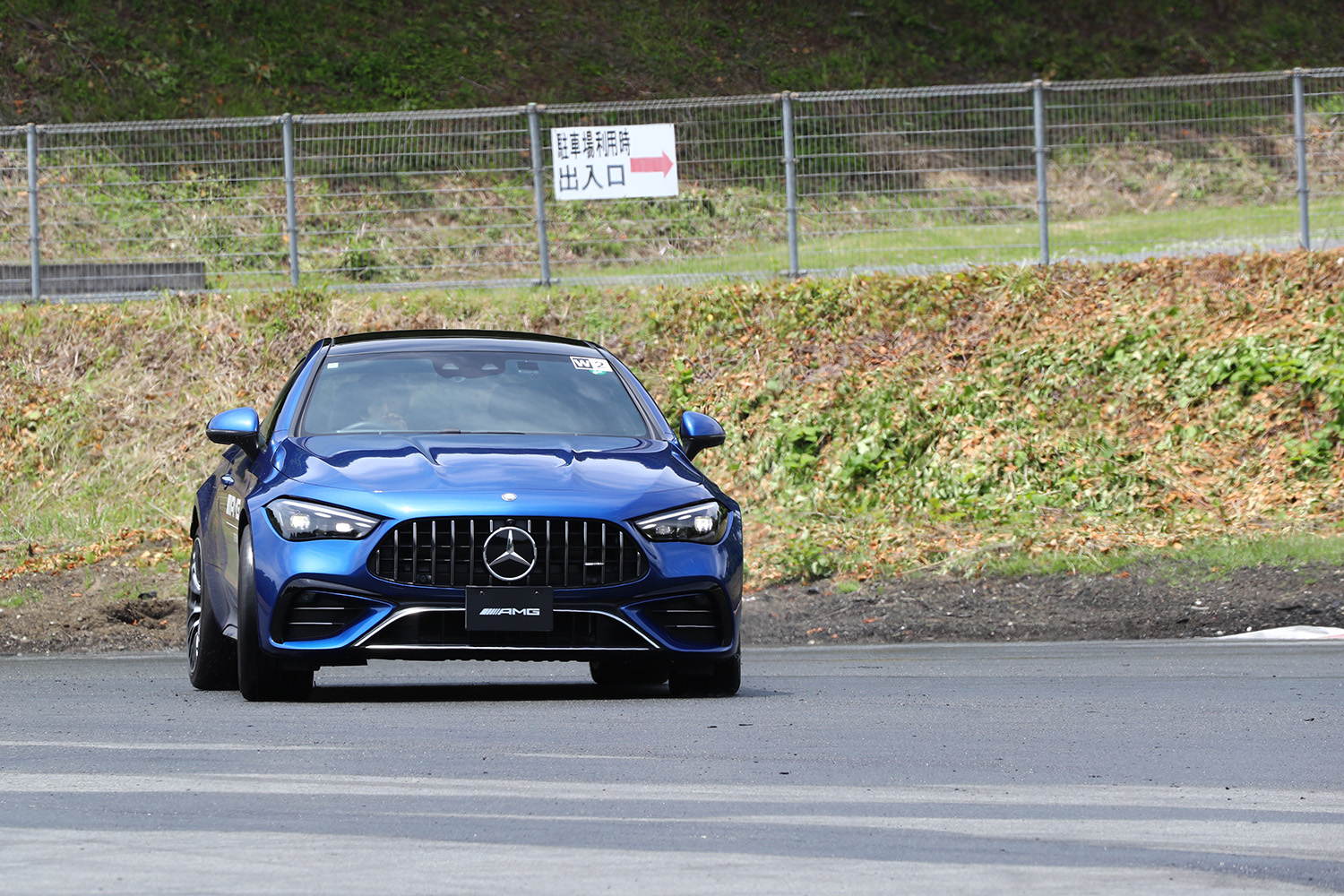 AMG Experience on Trackを走るAMG CLE53 4MATIC+ Coupé 〜 画像41