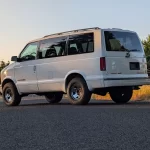 【画像】「アメ車が売れない」って嘆く大統領！　こんなバカ売れしたミニバンもありました！　日本でブームを巻き起こした「シボレー・アストロ」がいまでもバズる可能性あり 〜 画像12