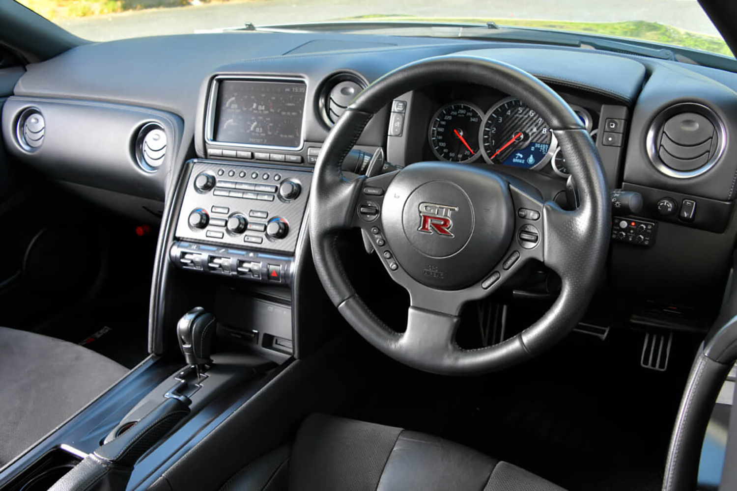 スポーツカーの歴史を変えた日本車「R35GT-R」の裏話 〜 画像4
