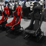 【画像】世界的シートメーカーRECAROの人気モデルが一同集結！　超巨大フルバケットシートが鎮座する「THE VISIT SUZUKA」に足を運ぶべし【AMA2025】 〜 画像8