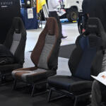 【画像】世界的シートメーカーRECAROの人気モデルが一同集結！　超巨大フルバケットシートが鎮座する「THE VISIT SUZUKA」に足を運ぶべし【AMA2025】 〜 画像21
