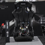 【画像】世界的シートメーカーRECAROの人気モデルが一同集結！　超巨大フルバケットシートが鎮座する「THE VISIT SUZUKA」に足を運ぶべし【AMA2025】 〜 画像54
