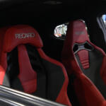 【画像】世界的シートメーカーRECAROの人気モデルが一同集結！　超巨大フルバケットシートが鎮座する「THE VISIT SUZUKA」に足を運ぶべし【AMA2025】 〜 画像33
