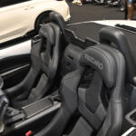 【画像】世界的シートメーカーRECAROの人気モデルが一同集結！　超巨大フルバケットシートが鎮座する「THE VISIT SUZUKA」に足を運ぶべし【AMA2025】 〜 画像60