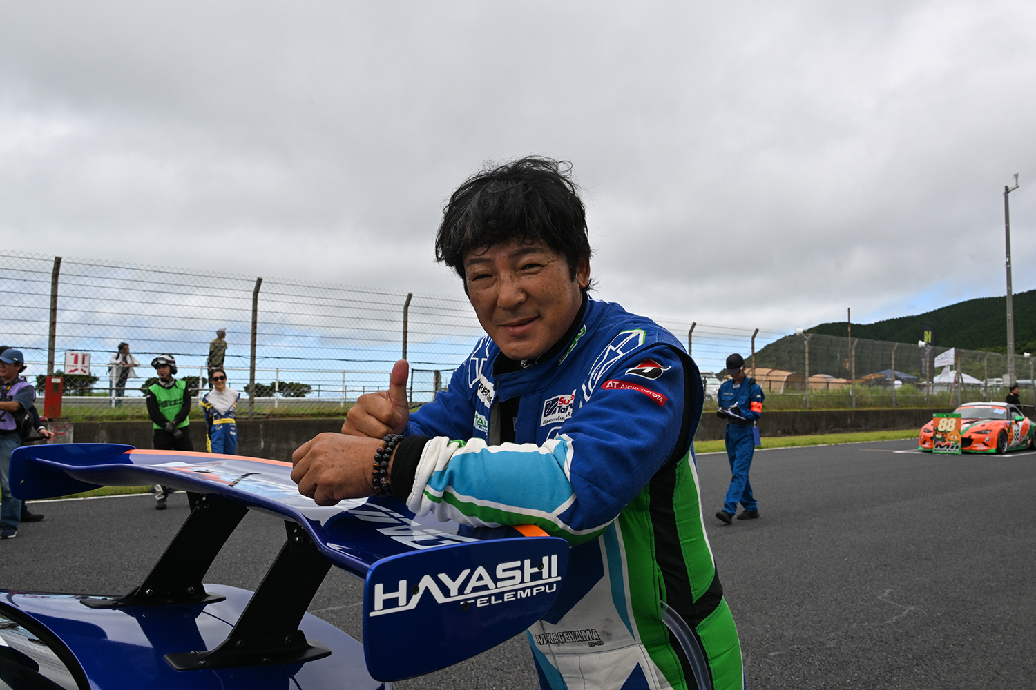 SHADE RACINGのAドライバー影山正彦氏