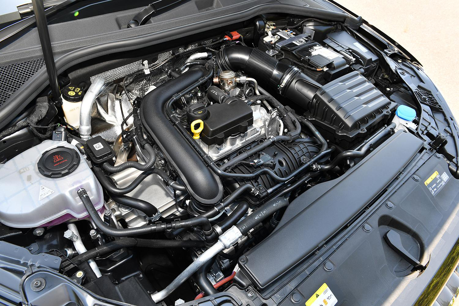 アウディ A3セダン（現行型）のエンジン 〜 画像8