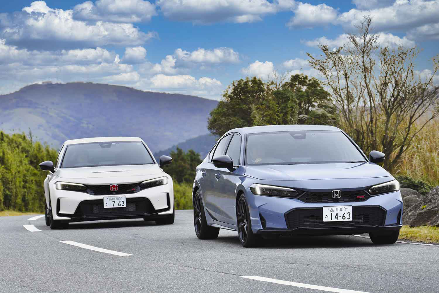 ホンダ・シビックRSとタイプR
