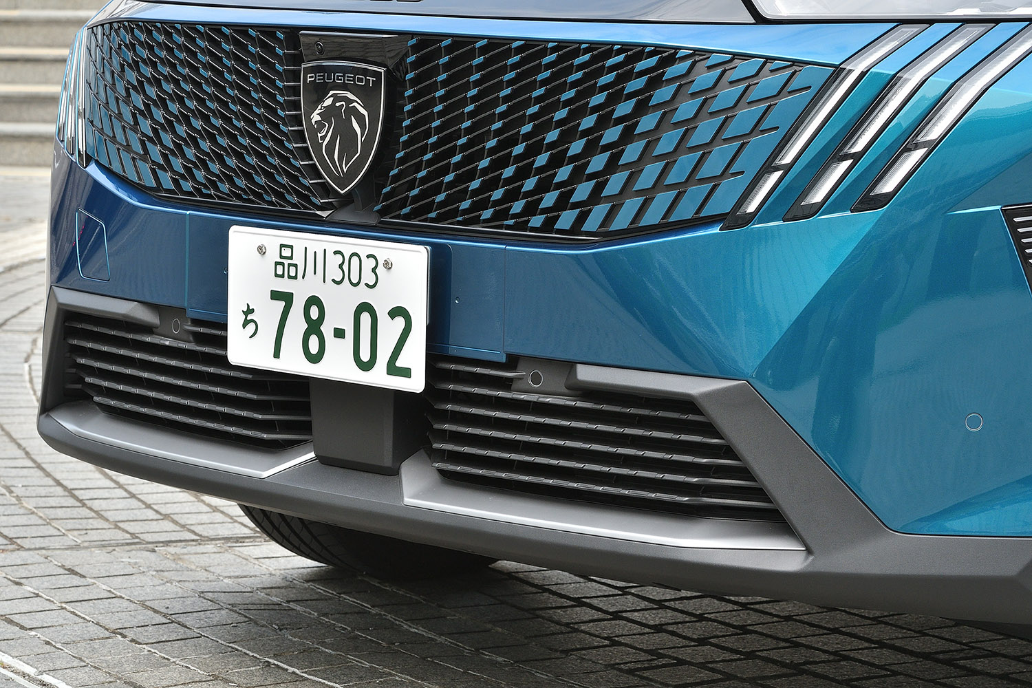フルモデルチェンジした3008は見た目だけじゃなく走りもイケてた 〜 画像14