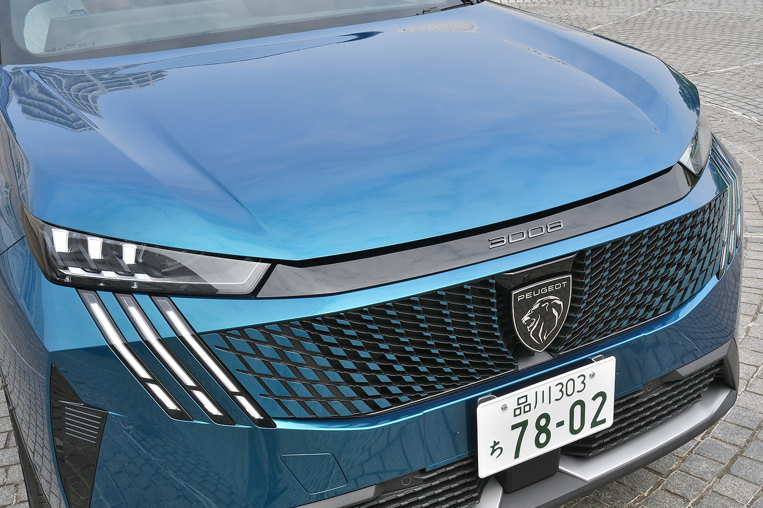 プジョー3008ののフロントエンド